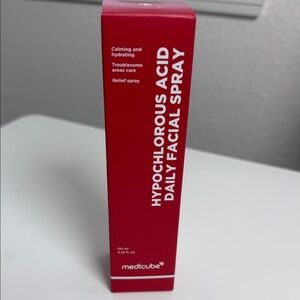 Medicube Red Hypochlorous Acid Daily Facial Spray